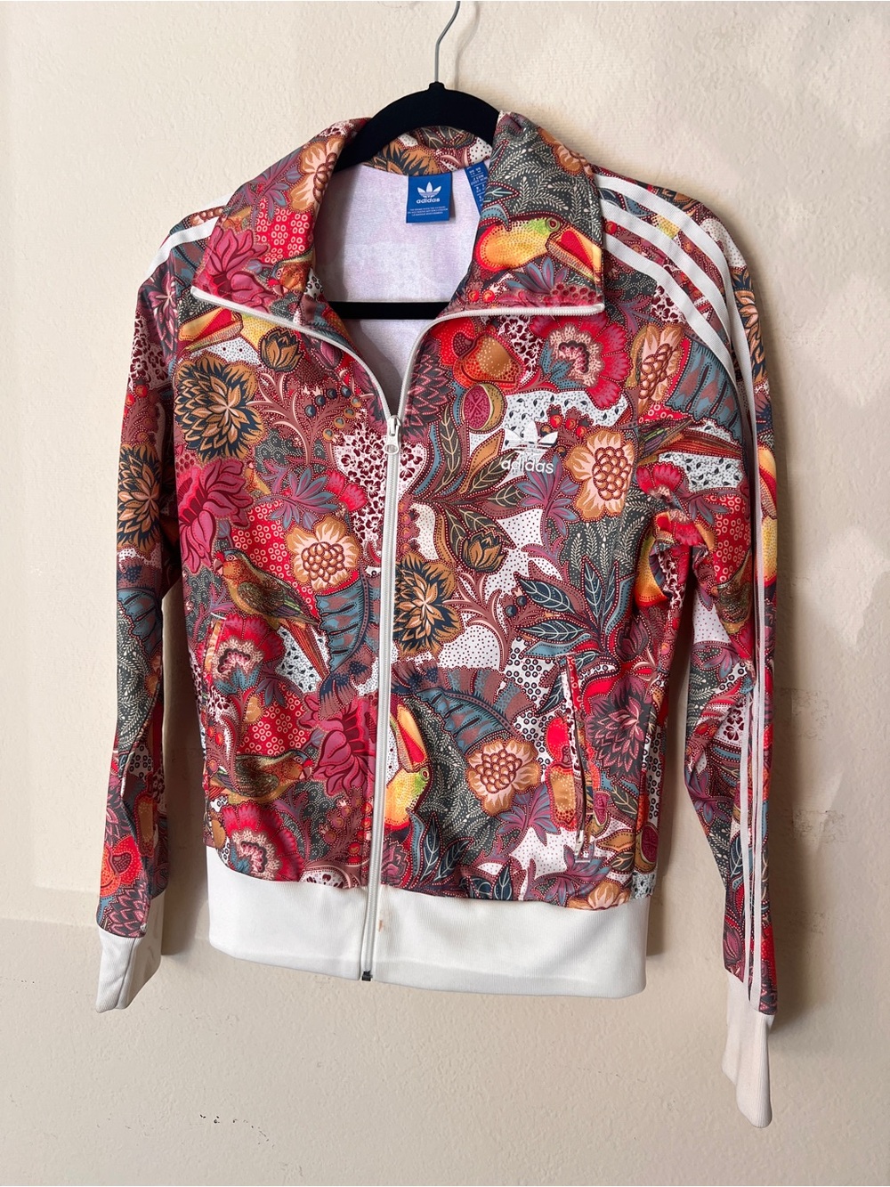 Adidas Originals x FARM Rio "Fugiprabali" jacket